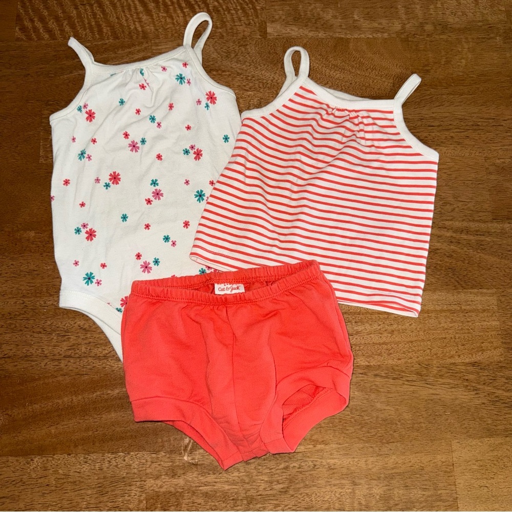 Adorable Like New Cat & Jack Coral Set